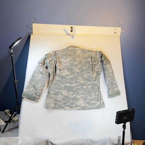 US Military Coat Army Combat Uniform Button Shirt Men Med Reg SP0100-03-D-CA75 - Picture 11 of 12